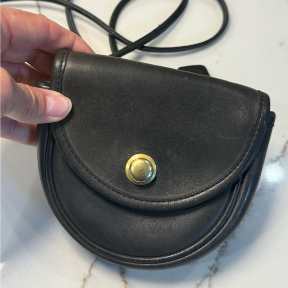 COACH Authentic 1970's Vintage Mini Belt Bag Crossbody Black Leather Bag - Picture 2 of 8